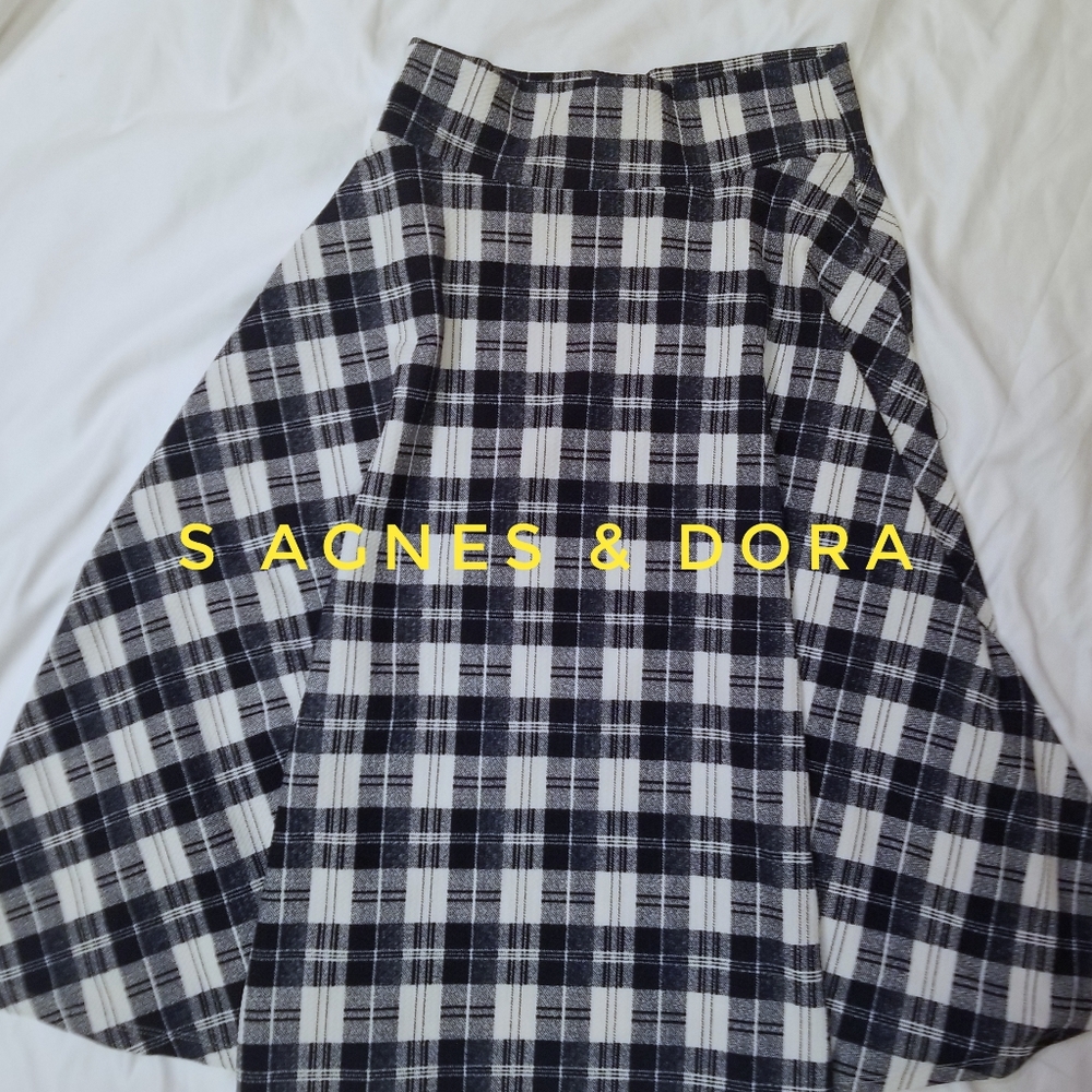 Circle Skirt Agnes and Dora